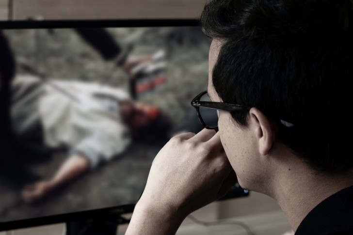 ผู้ตรวจเนื้อหา (Moderator) คืออะไร ? และเบื้องหลังความเจ็บปวดของผู้ตรวจเนื้อหาจากโลกออนไลน์