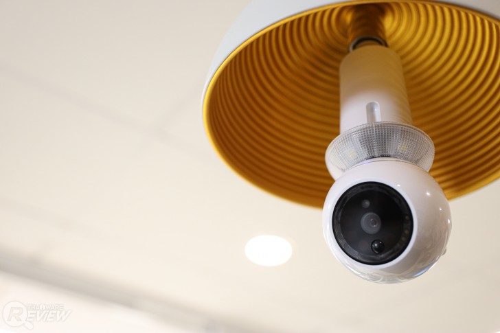 AMARYLLO AR2 กล้องหลอดไฟ 360 องศา ใช้แทนหลอดไฟ พร้อมระบบ AI ในตัว