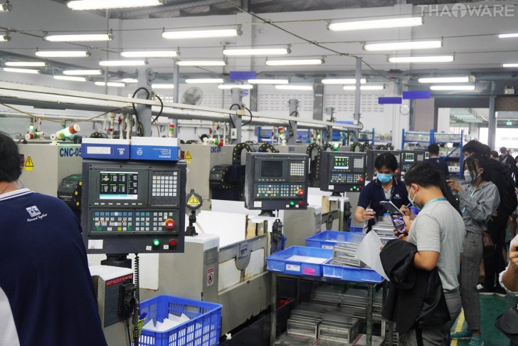 กระจกกันรอย Focus ดีไหม ? มาชมการผลิต และกระจกกันรอยมือถือ ที่โรงงาน Focus จริงๆ