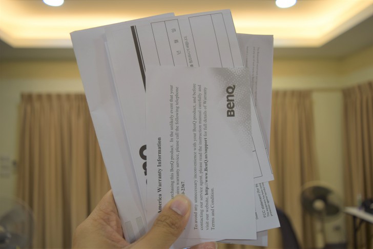 BenQ GV1 มินิโปรเจคเตอร์พกพา เชื่อมต่อ Wi-Fi ได้ พร้อมลำโพง Bluetooth ในตัว