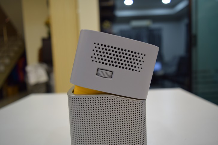 BenQ GV1 มินิโปรเจคเตอร์พกพา เชื่อมต่อ Wi-Fi ได้ พร้อมลำโพง Bluetooth ในตัว