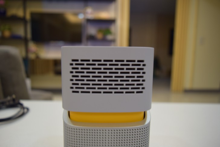 BenQ GV1 มินิโปรเจคเตอร์พกพา เชื่อมต่อ Wi-Fi ได้ พร้อมลำโพง Bluetooth ในตัว