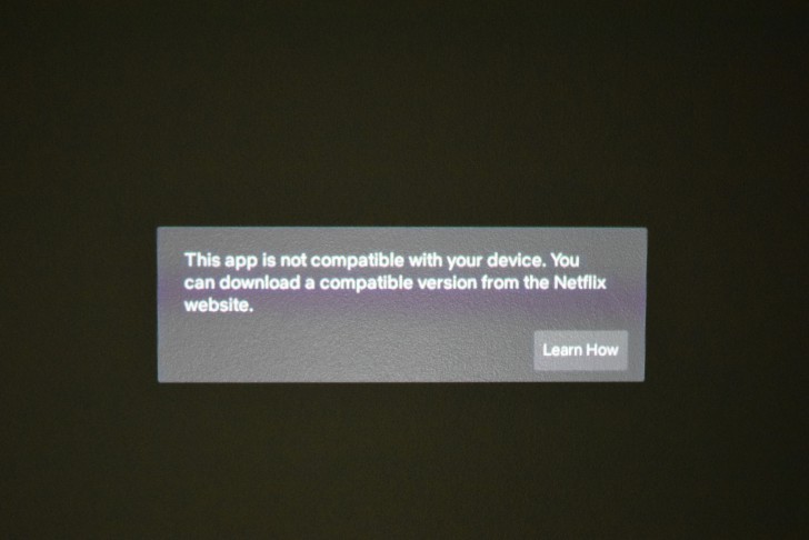 BenQ GV1 มินิโปรเจคเตอร์พกพา เชื่อมต่อ Wi-Fi ได้ พร้อมลำโพง Bluetooth ในตัว