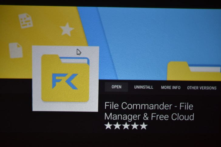 BenQ GV1 มินิโปรเจคเตอร์พกพา เชื่อมต่อ Wi-Fi ได้ พร้อมลำโพง Bluetooth ในตัว