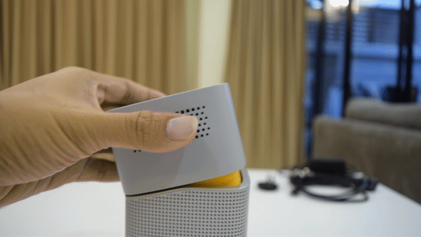 BenQ GV1 มินิโปรเจคเตอร์พกพา เชื่อมต่อ Wi-Fi ได้ พร้อมลำโพง Bluetooth ในตัว BenQ GV1 มินิโปรเจคเตอร์พกพา เชื่อมต่อ Wi-Fi ได้ พร้อมลำโพง Bluetooth ในตัว