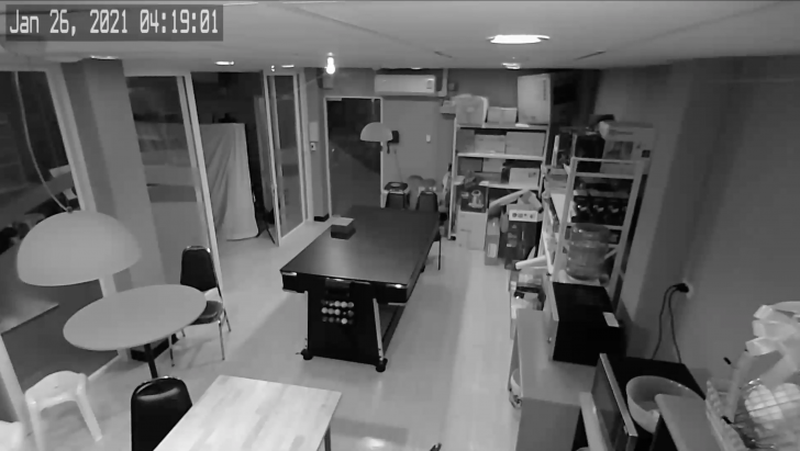 AMARYLLO AR2 กล้องหลอดไฟ 360 องศา ใช้แทนหลอดไฟ พร้อมระบบ AI ในตัว