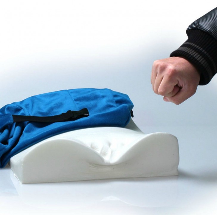 5 แกดเจ็ตสำหรับคนทำงานจากที่บ้าน (5 Recommended Work From Home Gadgets)