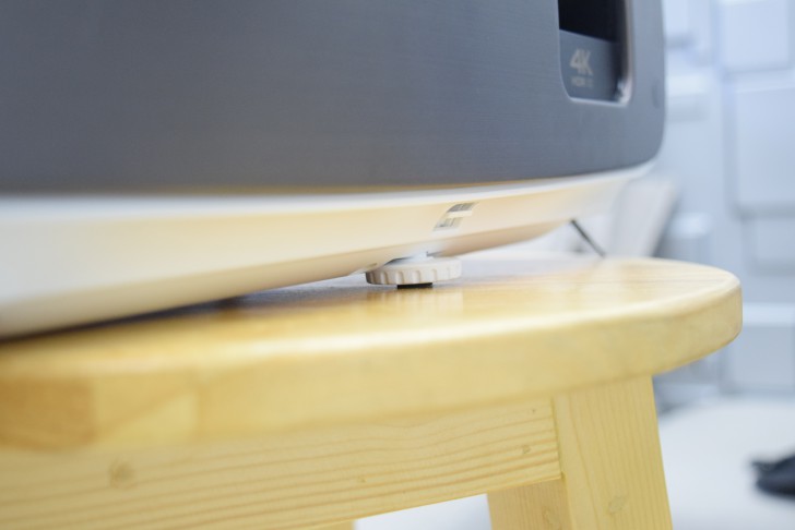 โปรเจคเตอร์ BenQ W2700i