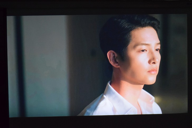 โปรเจคเตอร์ BenQ W2700i