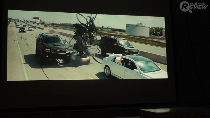 การใช้งานโปรเจคเตอร์ BenQ TK700STi