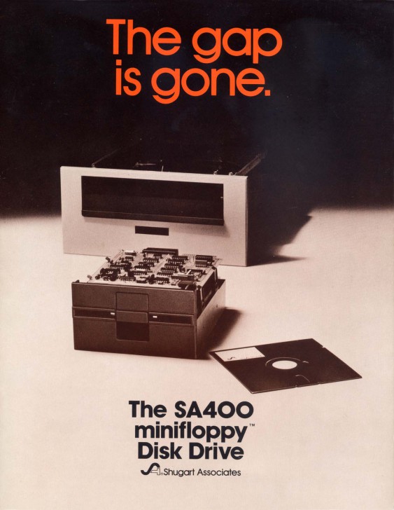 ประวัติความเป็นมาของ แผ่นฟลอปปีดิสก์ (Floppy Disk) หรือ แผ่นดิสเกตต์ (Diskette)