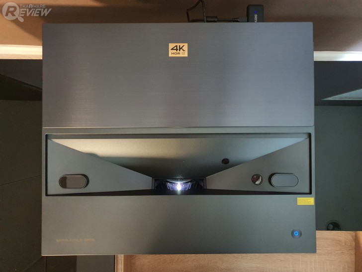 ด้านบนโปรเจคเตอร์ BenQ V7050i