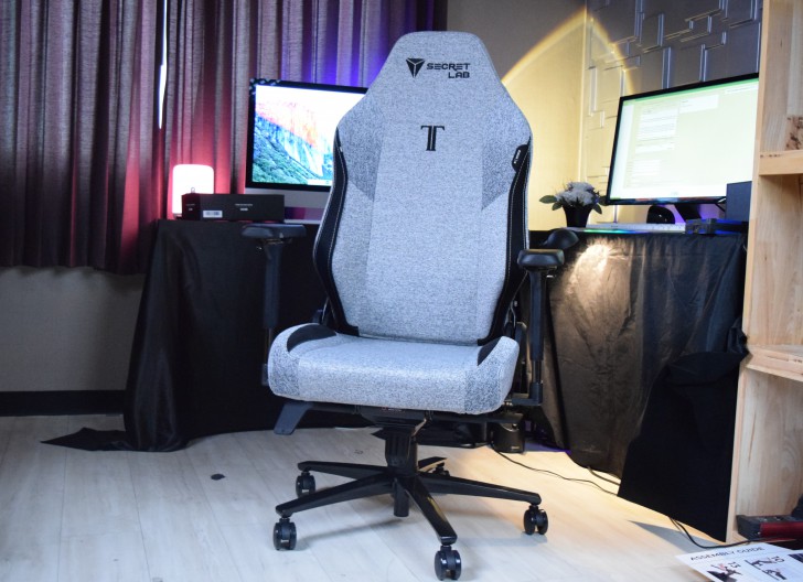 เบาะนั่ง และ พนักพิง ของ เก้าอี้เกมมิ่ง Secretlab TITAN Evo 2022 Series