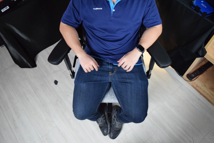 การใช้งาน เก้าอี้เกมมิ่ง TITAN Evo 2022 Series