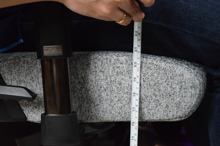 การใช้งาน เก้าอี้เกมมิ่ง TITAN Evo 2022 Series