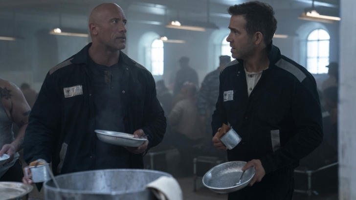 เมื่อตำรวจดีตกที่นั่งลำบาก ในหนัง ภาพยนตร์ Red Notice 