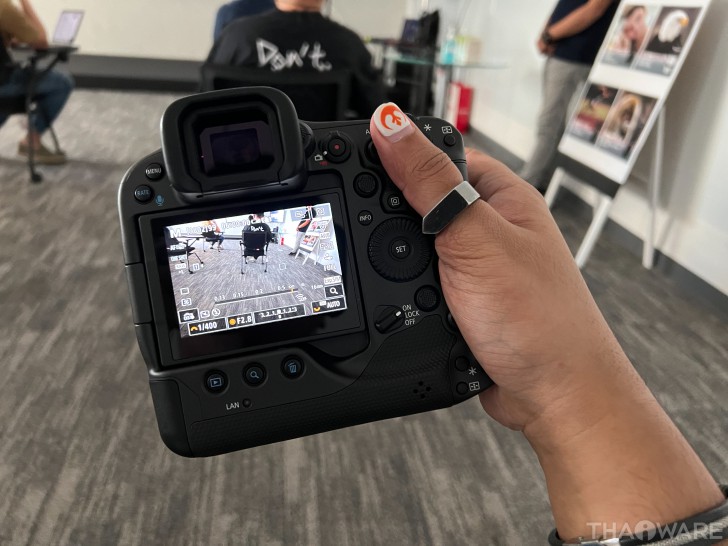 ลักษณะภายนอกและการถือจับ