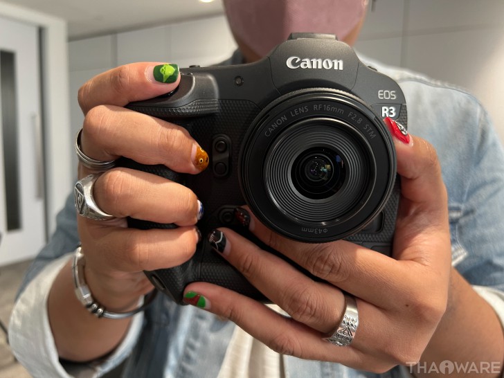 ลักษณะภายนอกและการถือจับ