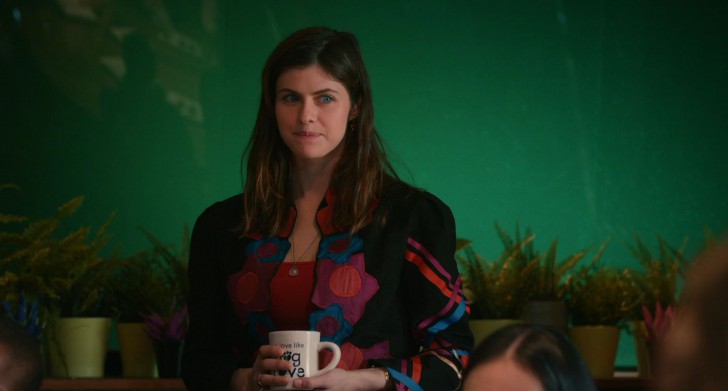 Alexandra Daddario ในบทบาท Emma Corrigan จาก Can You Keep a Secret ?