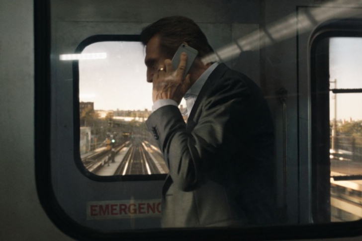 พล็อตตื่นเต้น ระทึกใจ กับภารกิจในพื้นที่ปิด ในหนัง The Commuter