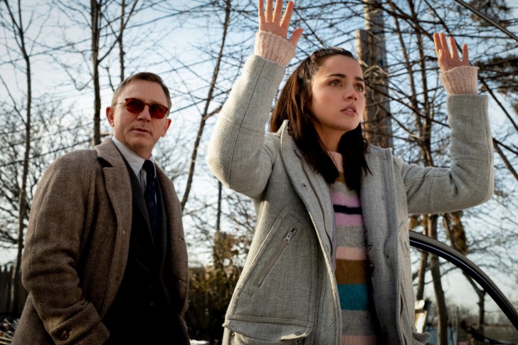 Daniel Craig กับ Ana de Armas จาก Knives Out