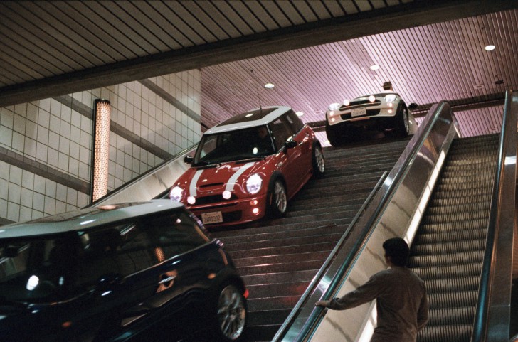 ฉากจากหนัง ภาพยนตร์ The Italian Job ค.ศ. 2003 (พ.ศ. 2546)