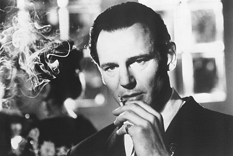Liam Neeson ในบท Oskar Schindler จาก หนัง ภาพยนตร์ Schindler's List Liam Neeson ในบท Oskar Schindler จาก หนัง ภาพยนตร์ Schindler's List
