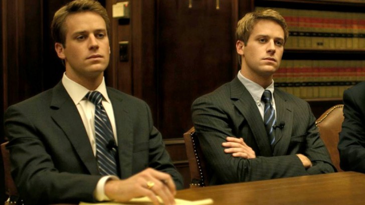 Armie Hammer และ Josh Pence จาก หนัง ภาพยนตร์ The Social Network (ใคร Armie ตัวจริงกันนะ)