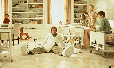 หนัง ภาพยนตร์ Patch Adams คุณหมออิอ๊ะ คนไข้เฮฮา หนัง ภาพยนตร์ Patch Adams คุณหมออิอ๊ะ คนไข้เฮฮา