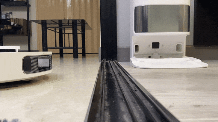 Dreame Bot L10s Ultra หุ่นยนต์ดูดฝุ่น ถูพื้น ที่สามารถเทขยะ ซักผ้าถูให้อัตโนมัติ ตัวจบสำหรับคนขี้เกียจ