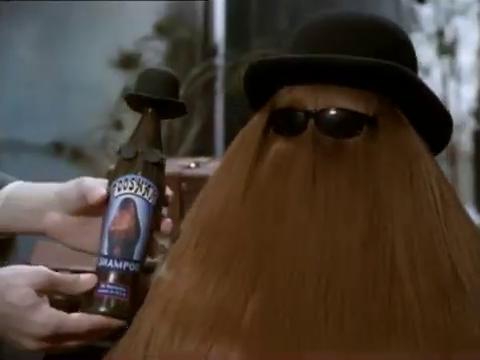 David Mylrea ในบท Counsin Itt จากซีรีส์ The New Addams Family ค.ศ. 1998-1999 (พ.ศ. 2541-2542)