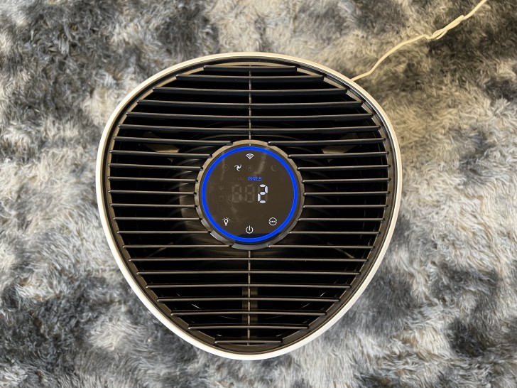 เปรียบเทียบด้านดีไซน์ เครื่องฟอกอากาศ Levoit Core 400S และ เครื่องฟอกอากาศ Philips 1000i Series 