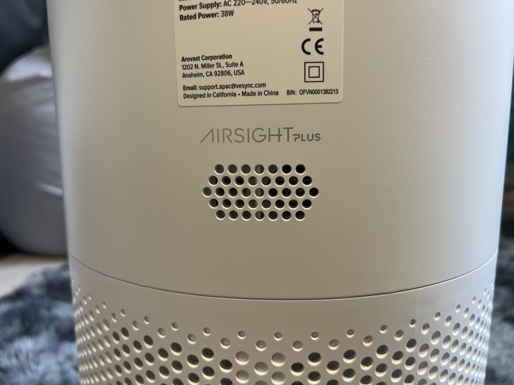 เปรียบเทียบด้านดีไซน์ เครื่องฟอกอากาศ Levoit Core 400S และ เครื่องฟอกอากาศ Philips 1000i Series 