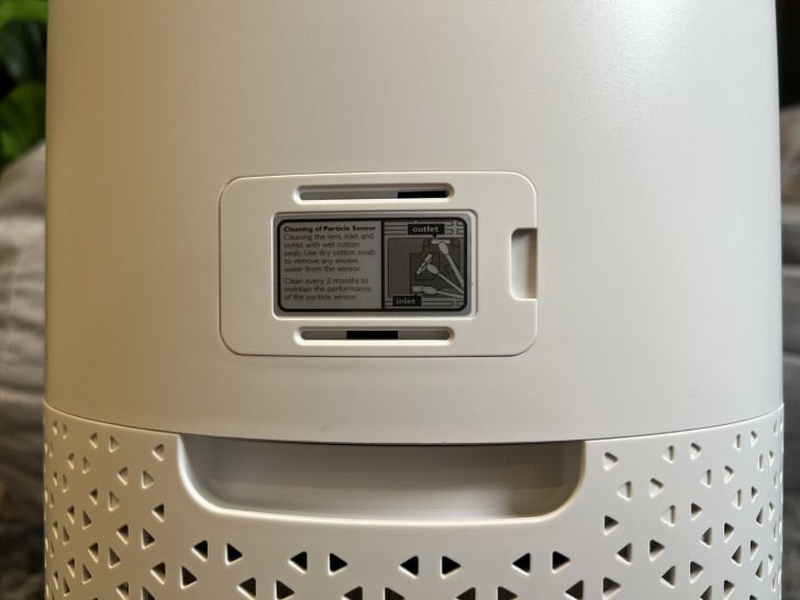 เปรียบเทียบด้านดีไซน์ เครื่องฟอกอากาศ Levoit Core 400S และ เครื่องฟอกอากาศ Philips 1000i Series 