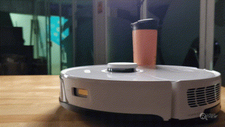 หุ่นยนต์หลบแก้วน้ำแบบใกล้มาก หุ่นยนต์หลบแก้วน้ำแบบใกล้มาก