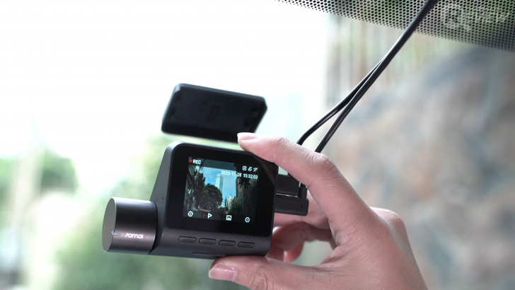 สำรวจกล้องติดรถยนต์ 70mai Dash Cam A200