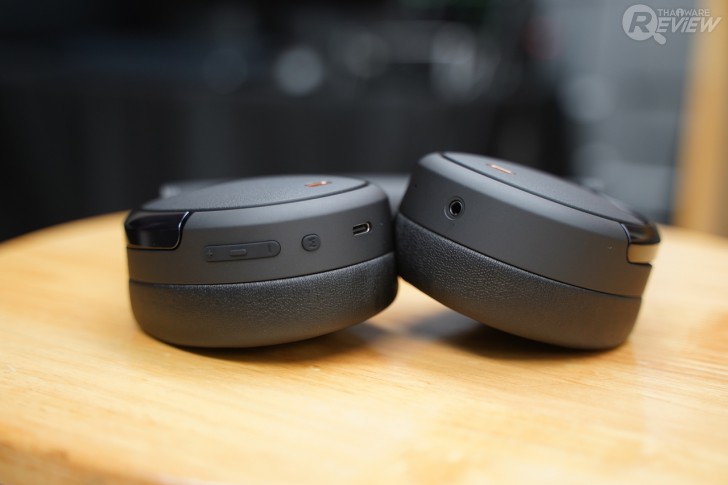 รูปทรงและการวางปุ่มต่างๆ