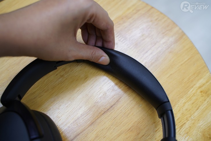 รูปทรงและการวางปุ่มต่างๆ