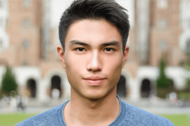 โปรแกรมแต่งรูปบุคคล PortraitPro 24