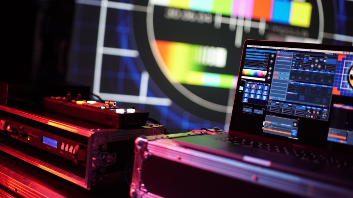 โปรแกรมสร้างเอฟเฟคภาพ แสง สี สำหรับเวทีการแสดง Modul8