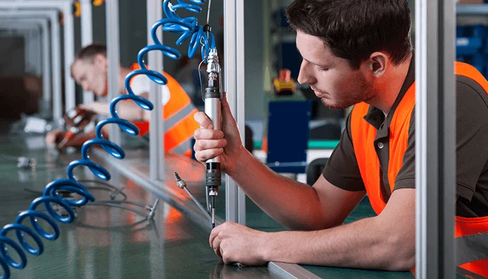 โซลูชัน AR เพิ่มประสิทธิภาพอุตสาหกรรมการผลิต TeamViewer Frontline xMake