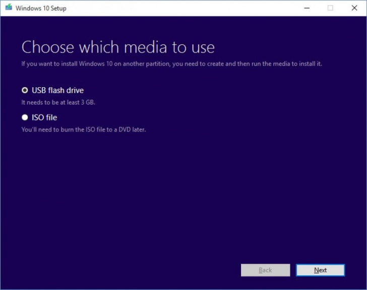 โปรแกรมสร้างเครื่องมือติดตั้ง windows 10 ขนาดพกพา Media Creation Tool