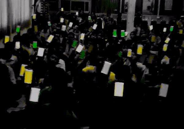 Light Up (แอป Light Up เล่นแสง แปรอักษร ด้วยมือถือ) Light Up (แอป Light Up เล่นแสง แปรอักษร ด้วยมือถือ)