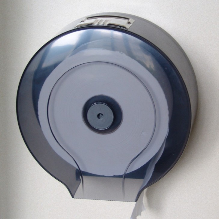 ไขปริศนาคำถามโลกแตก สรุปแล้วกระดาษทิชชู่ทิ้งลงชักโครกได้หรือไม่?