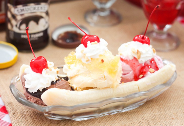 ไอศกรีมซันเดย์ (Sundae Ice Cream) เกี่ยวอะไรกับวันอาทิตย์ (Sunday) ?