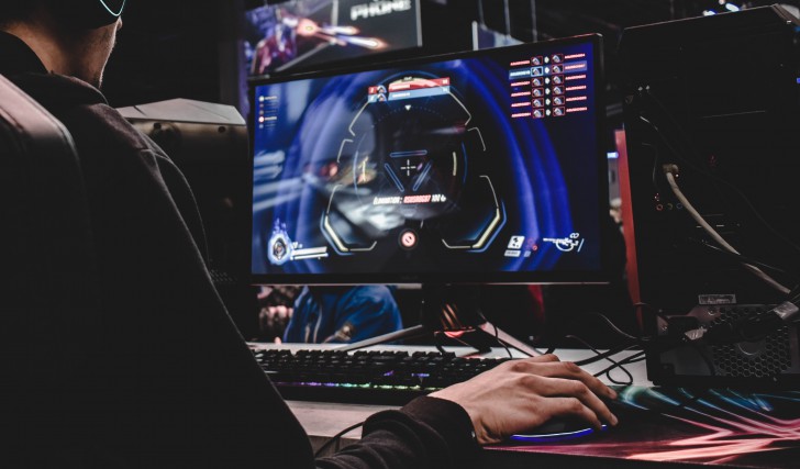 จอเกมมิ่ง (Gaming Monitor) คืออะไร ? แตกต่างกับจอธรรมดา (Regular Monitor) ยังไง ?