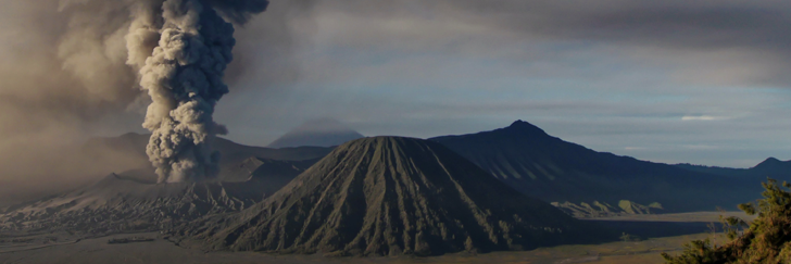 วิธีเอาตัวรอดจากภัยพิบัติ ภัยธรรมชาติ ชนิดต่างๆ พร้อมแนะนำ 8 แกดเจ็ต ที่ควรติดตัวไว้ในยามฉุกเฉิน