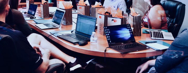 Notebook สำหรับองค์กร ต่างกับ Notebook ธรรมดาทั่วไป ยังไง ?