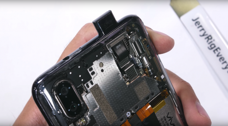 กล้อง Pop-up หายไปจากสมาร์ทโฟน เมื่อไหร่กัน เคยสงสัยมั้ย ?