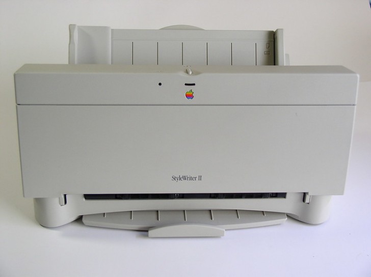 สินค้า Apple ทั้งหมด ตั้งแต่อดีตถึงปัจจุบัน มีอะไรบ้าง ?